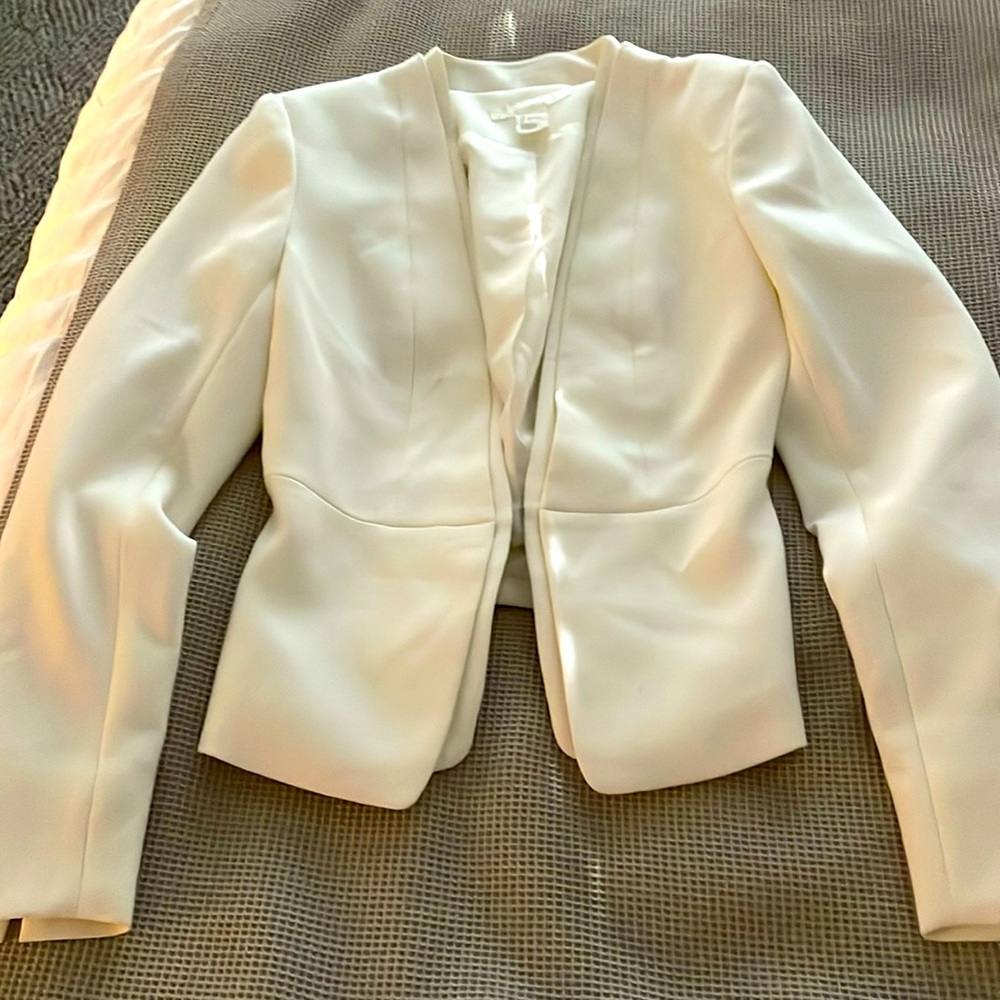 Beautiful white tailored blazer H&M